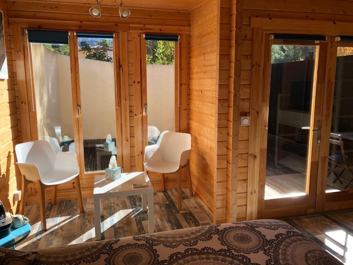 Chalet De La Source Rognac Εξωτερικό φωτογραφία